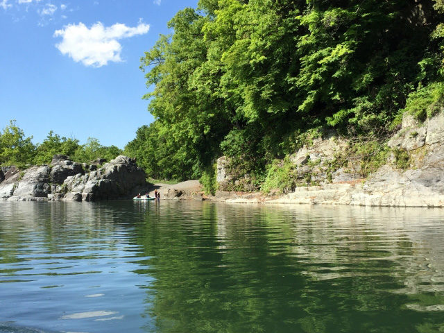 長瀞そば 岩畳と荒川の清流